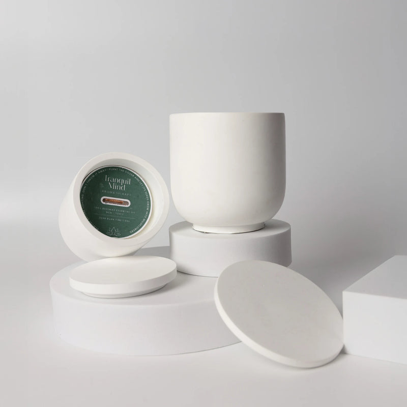 Tranquil Mind Aromatherapy Candle for Calm Rituals - Image 1